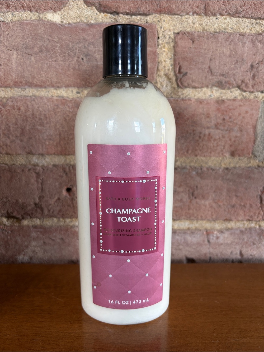Bath & Body Works Champagne Toast 16 oz moisturizing shampoo